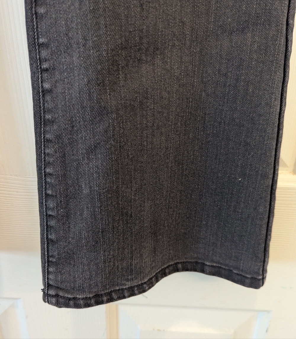 Banana Republic Limited Edition Black Flare Leg Petite Denim Jeans Sz 29/8P GUC - Picture 7 of 15